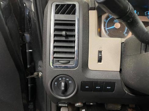 Used 2010 Mercury Mariner 4WD image 35