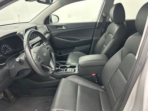 Used 2021 Hyundai Tucson Limited image 30