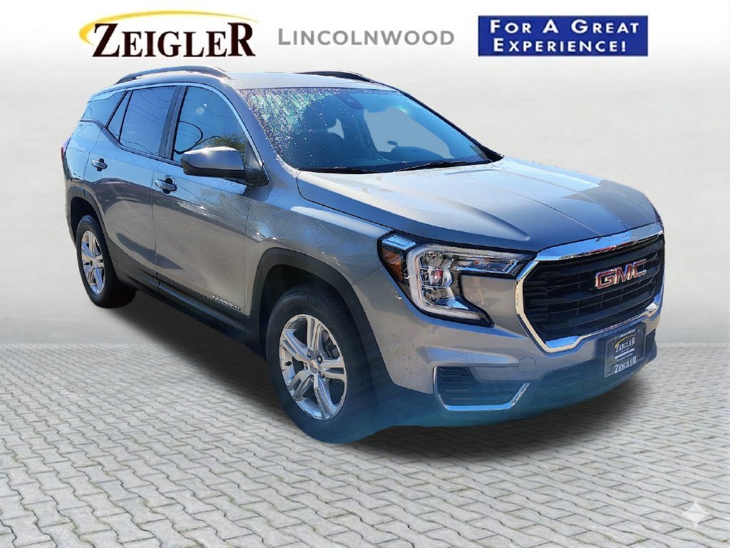 Used 2024 GMC Terrain SLE w/ Driver Convenience Package AWD/4WD image 3