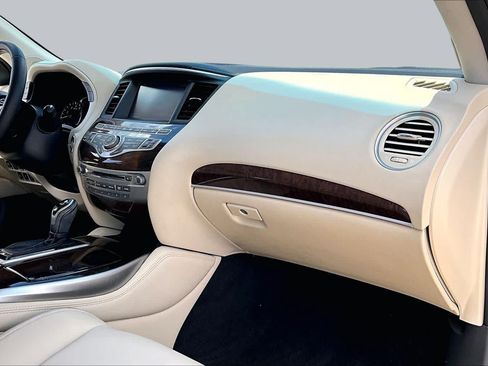 Used 2016 INFINITI QX60 FWD w/ Deluxe Technology Package image 18