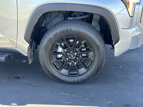 Used 2024 Toyota Tundra Limited image 13