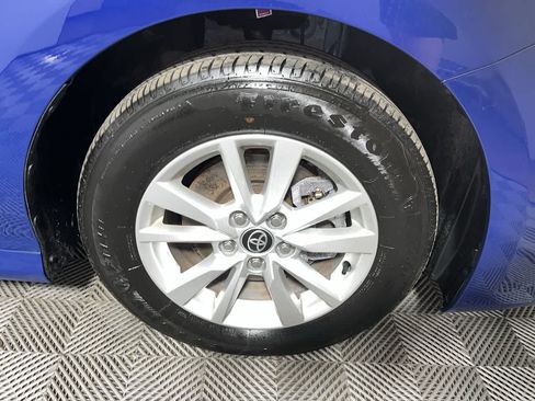 Used 2025 Toyota Camry LE AWD/4WD image 10