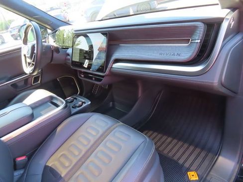 Used 2023 Rivian R1T Adventure AWD/4WD image 32