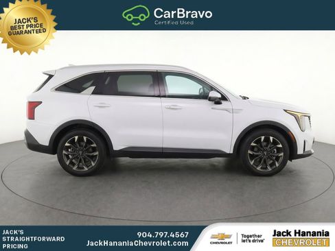 Used 2025 Kia Sorento SX FWD image 7