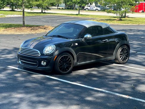 Used 2012 MINI Cooper Coupe image 5