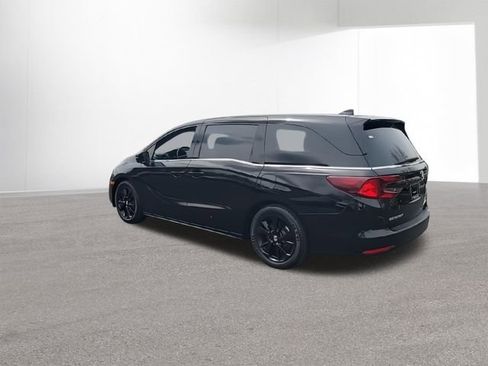 Used 2024 Honda Odyssey Sport image 6