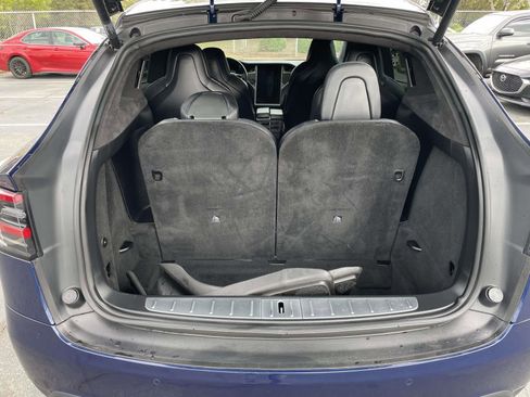 Used 2018 Tesla Model X 75D image 38