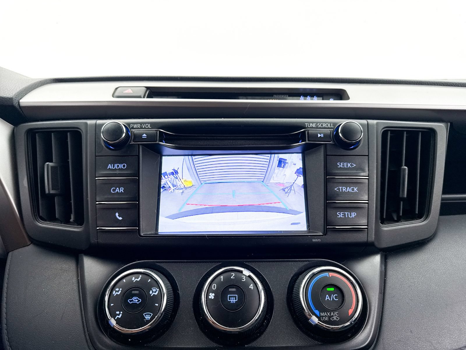 Used 2018 Toyota RAV4 LE w/ Carpet Mat Package FWD image 7