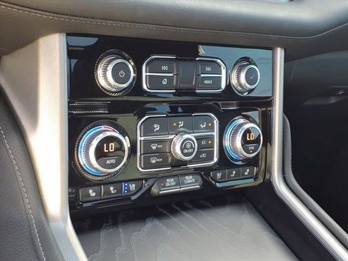 Used 2023 GMC Yukon Denali w/ Max Trailering Package image 14