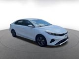 Used 2023 Kia Forte LXS image 3