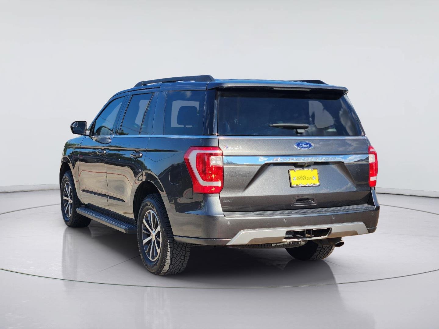 Used 2019 Ford Expedition XLT RWD image 7