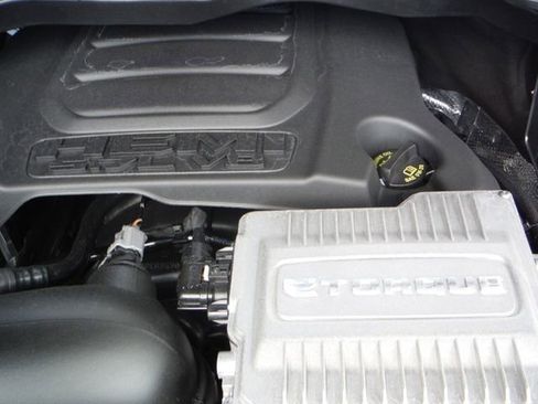 New 2026 RAM 1500 Express AWD/4WD image 7