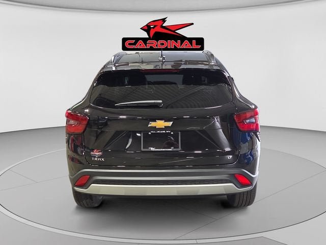 New 2026 Chevrolet Trax LT w/ LT Convenience Package FWD image 4