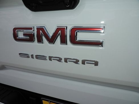 New 2026 GMC Sierra 1500 Elevation w/ Elevation Premium Package AWD/4WD image 18