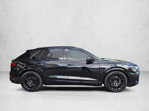 Used 2025 Audi SQ8 Premium Plus AWD/4WD image 4
