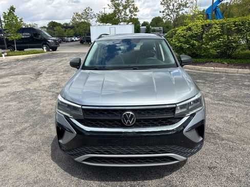 Certified 2023 Volkswagen Taos S FWD image 2