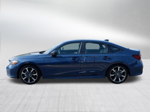 Used 2025 Honda Civic Sport Touring image 4