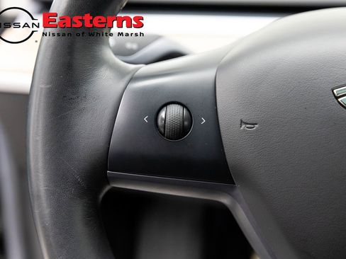 Used 2018 Tesla Model 3 Long Range image 14