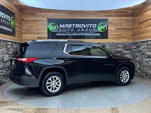 Used 2018 Chevrolet Traverse LT AWD/4WD image 16