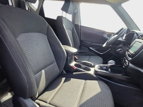 Used 2020 Kia Soul S FWD image 12
