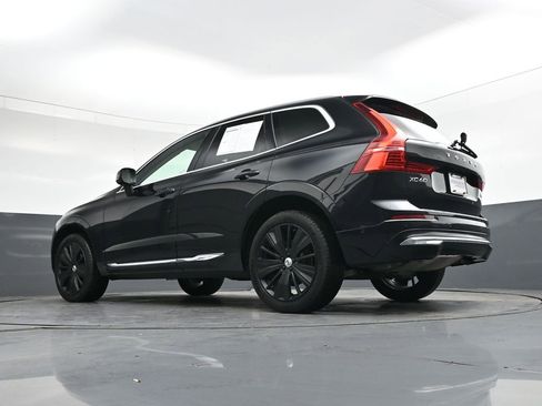 Used 2022 Volvo XC60 B5 Inscription w/ Advanced Package image 35
