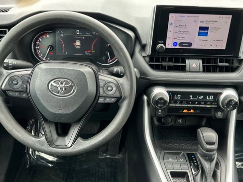 Used 2024 Toyota RAV4 XLE image 17