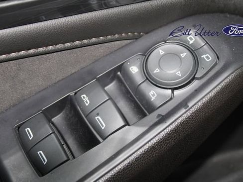 Used 2022 Chevrolet Traverse High Country w/ LPO, Floor Liner Package image 22