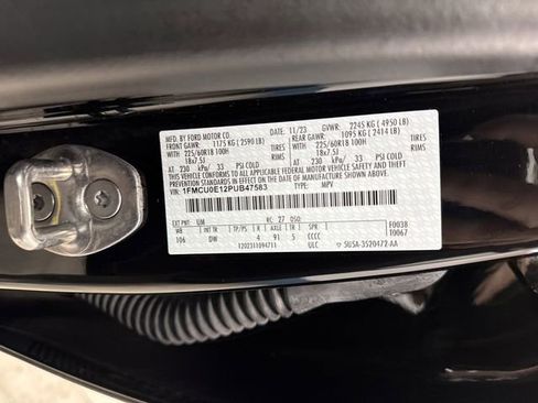 Used 2023 Ford Escape SE w/ PHEV Premium Package image 40