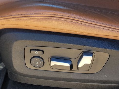 Used 2022 BMW X5 xDrive40i w/ Premium Package image 27