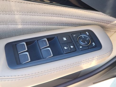 Used 2022 Lexus LS 500 image 26