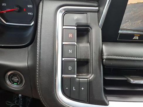 Used 2021 Chevrolet Tahoe Z71 image 29