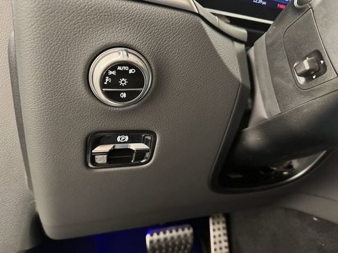 New 2026 Mercedes-Benz GLC 350e 4MATIC image 13