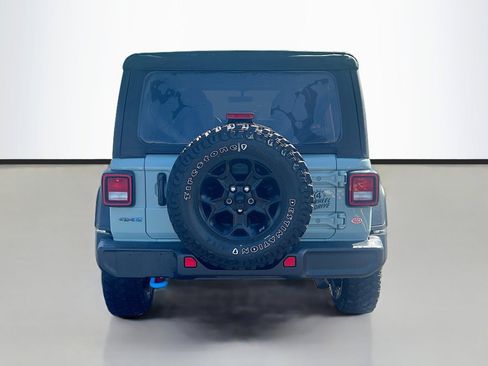 Used 2023 Jeep Wrangler Unlimited w/ Cold Weather Group image 6