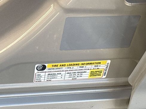 Used 2010 Chevrolet Malibu Hybrid image 27