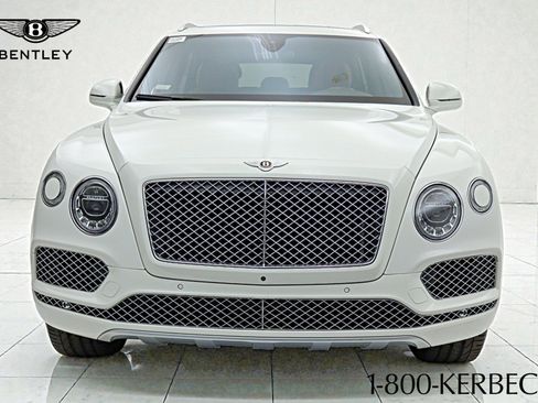 Used 2019 Bentley Bentayga image 26