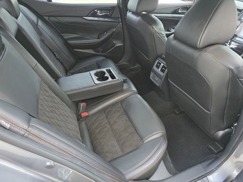 Used 2022 Nissan Maxima SR w/ Sport Mat Group image 25
