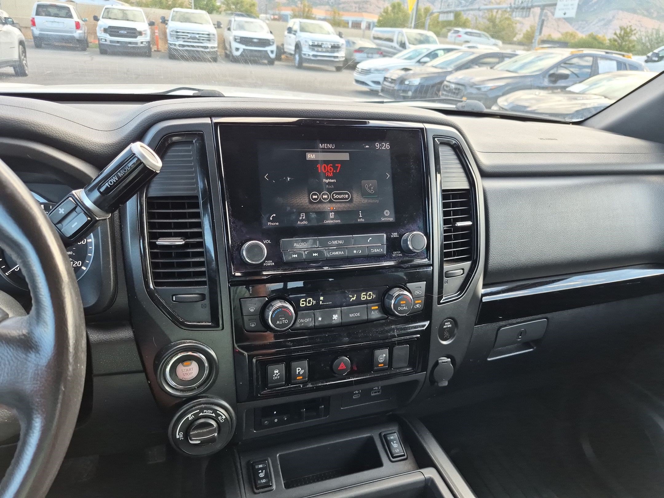 Used 2023 Nissan Titan SV w/ SV Convenience Package AWD/4WD image 27