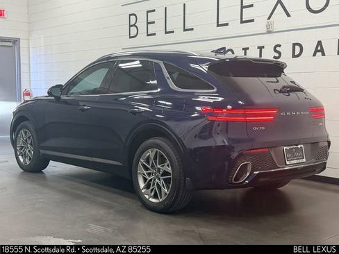 Used 2022 Genesis GV70 2.5T w/ Advanced Package AWD/4WD image 7