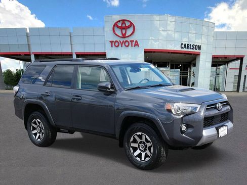Certified 2024 Toyota 4Runner TRD Off-Road AWD/4WD image 2
