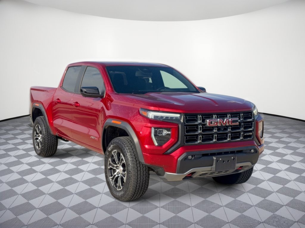 Used 2024 GMC Canyon AT4 w/ AT4 Premium Package AWD/4WD image 7