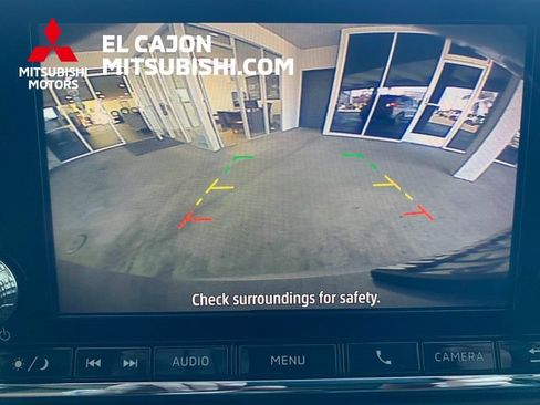 Used 2023 Mitsubishi Outlander SE image 19