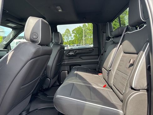 New 2026 GMC Sierra 2500 AT4X AWD/4WD image 13