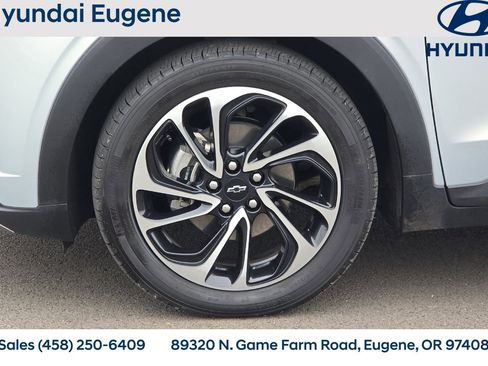 Used 2023 Chevrolet Bolt EUV Premier w/ Super Cruise Package image 35