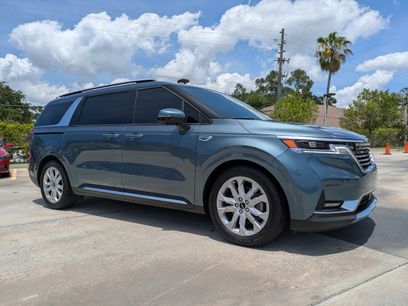 Used 2022 Kia Carnival SX