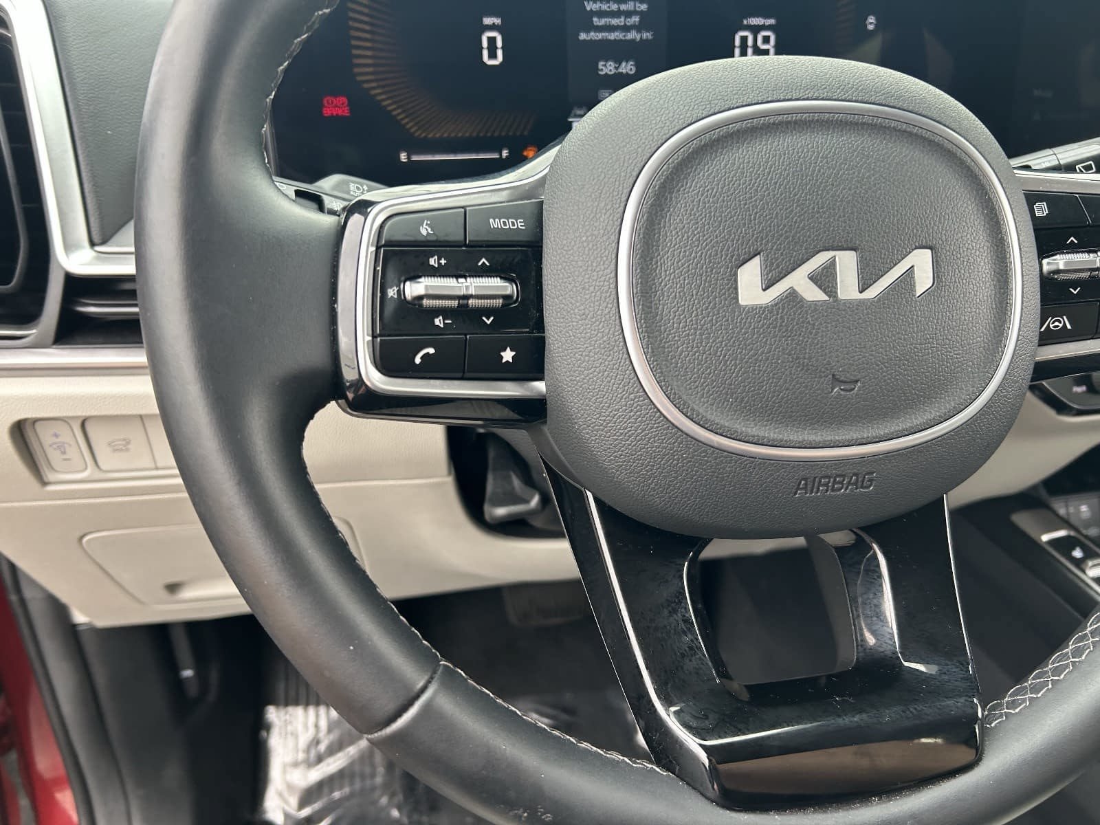 Used 2025 Kia Sorento EX w/ Panoramic Sunroof Package FWD image 28