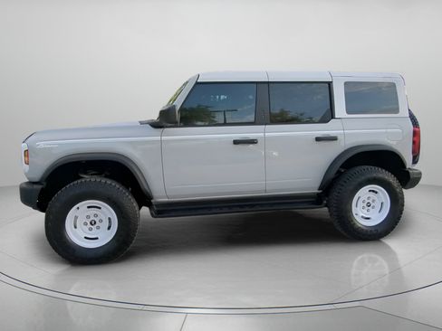 Used 2026 Ford Bronco Heritage Edition AWD/4WD image 16