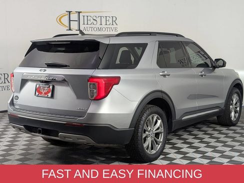 Used 2023 Ford Explorer XLT w/ Equipment Group 202A AWD/4WD image 7