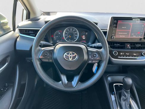 Used 2020 Toyota Corolla LE image 13