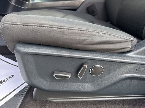 Used 2021 Ford F150 XLT w/ Equipment Group 302A High image 15