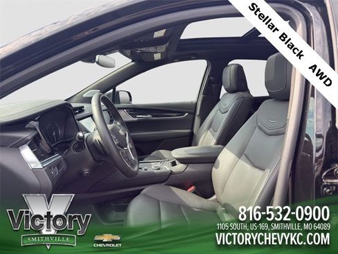 Used 2025 Cadillac XT5 Premium Luxury image 9